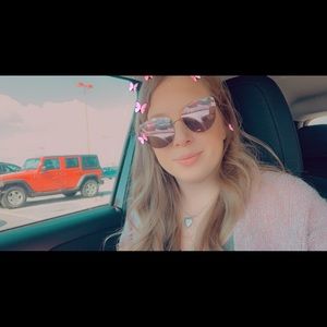 Meet your Posher, Brianna